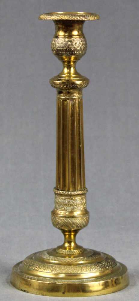 Empire Leuchter "Bronze doré" aus der Zeit. 1. Hälfte 19. Jahrhundert.25,5 cm hoch. Undeutliche - Image 3 of 7