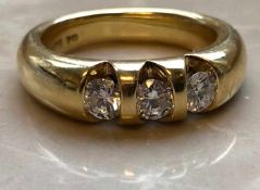 Diamantring Gold 750. 3 Brillanten zusammen circa 0,8 Karat.9,1 Gramm Gesamtgewicht. Die 3 Diamanten