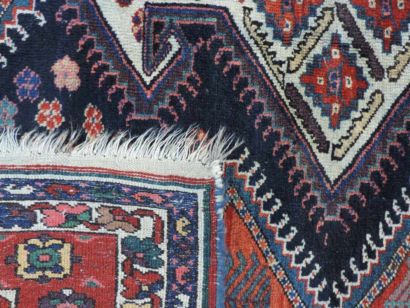 Niriz Perserteppich. Iran, antik um 1910. Naturfarben.194 cm x 140 cm. Handgeknüpft. Wolle auf - Image 6 of 6