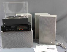 Braun Anlage mit Plattenspieler und passenden Boxen.Hi-Fi-Stereo-Tuner-Verstärker "Regie 520" mit