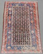 Bachtiari Perserteppich. Iran. Antik, um 1900.331 cm x 207 cm. Handgeknüpft. Wolle auf Baumwolle.