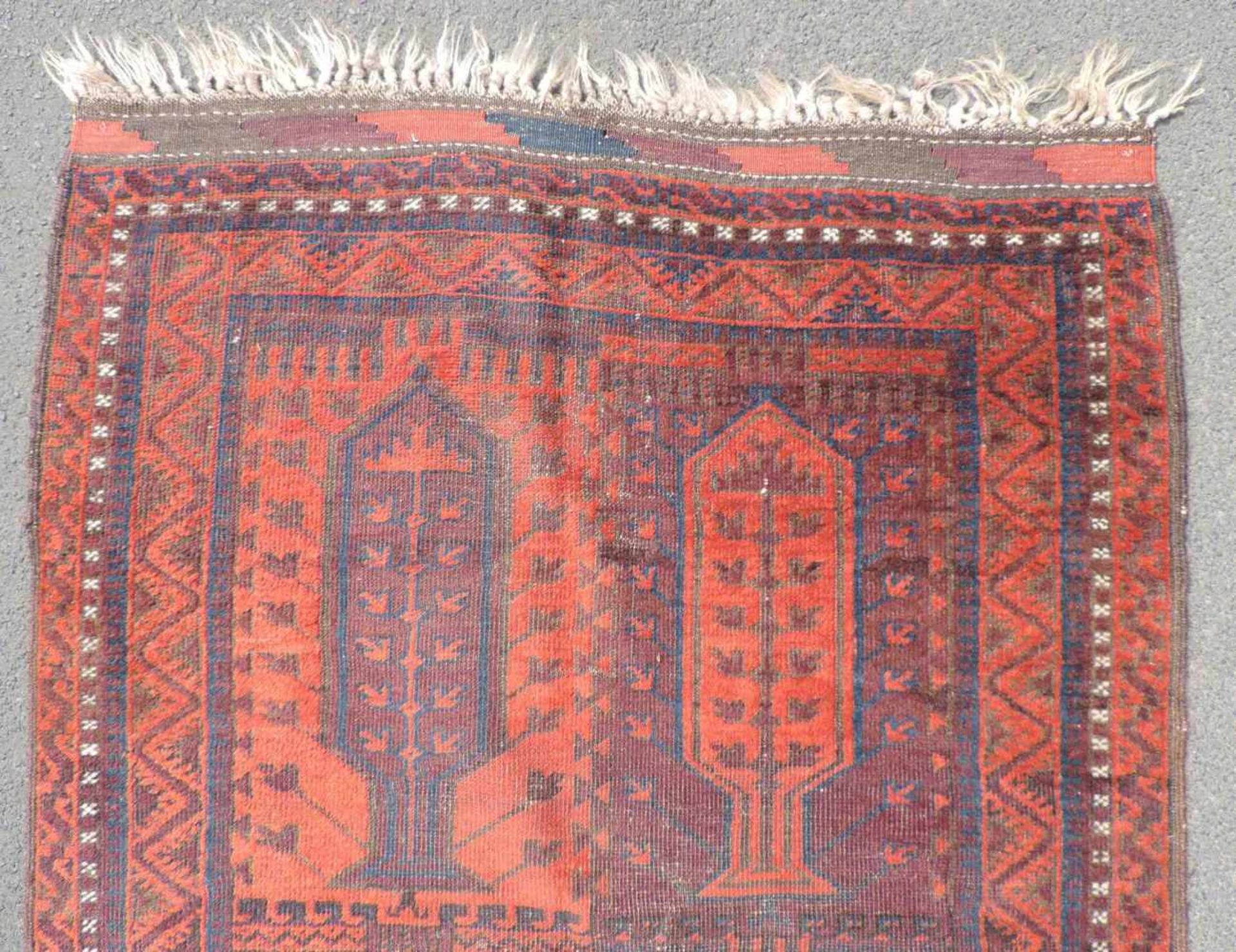 Belutsch Stammesteppich. Afghanistan. Antik, um 1880.369 cm x 104 cm. Handgeknüpft. Wolle auf Wolle. - Image 9 of 11