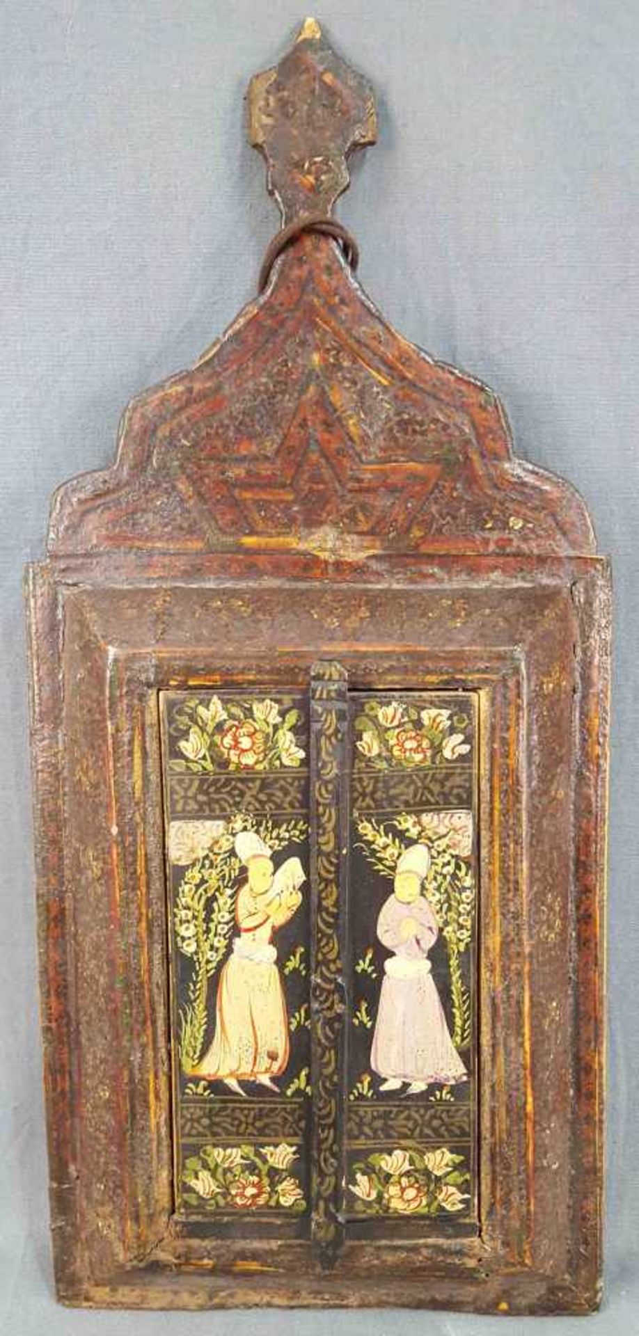 Persische Kaffeehaus-Malerei mit Spiegel im Quadjar Stil.47 cm x 21 cm. Malerei auf Holz.
