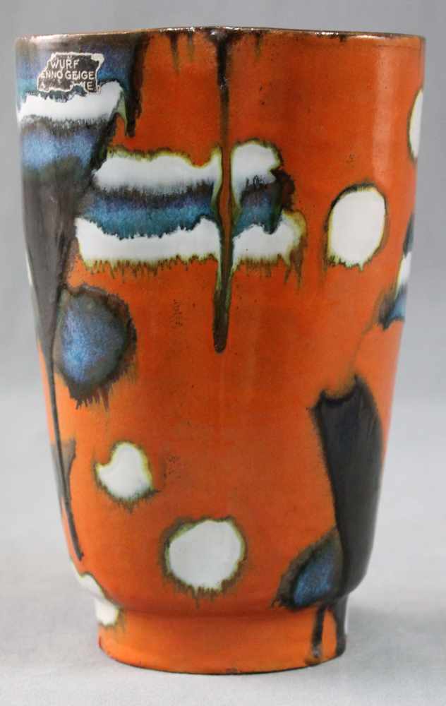 Benno GEIGER (1903 - 1979) für GOLDSCHEIDER. Design Vase.20 cm hoch. Unterseitig gemarkt " - Image 4 of 7