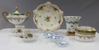 9 Teile Porzellan, alt. Limoges, Rosenthal, Limbach, Herend und KPM.Bis 19 cm Durchmesser.9 items