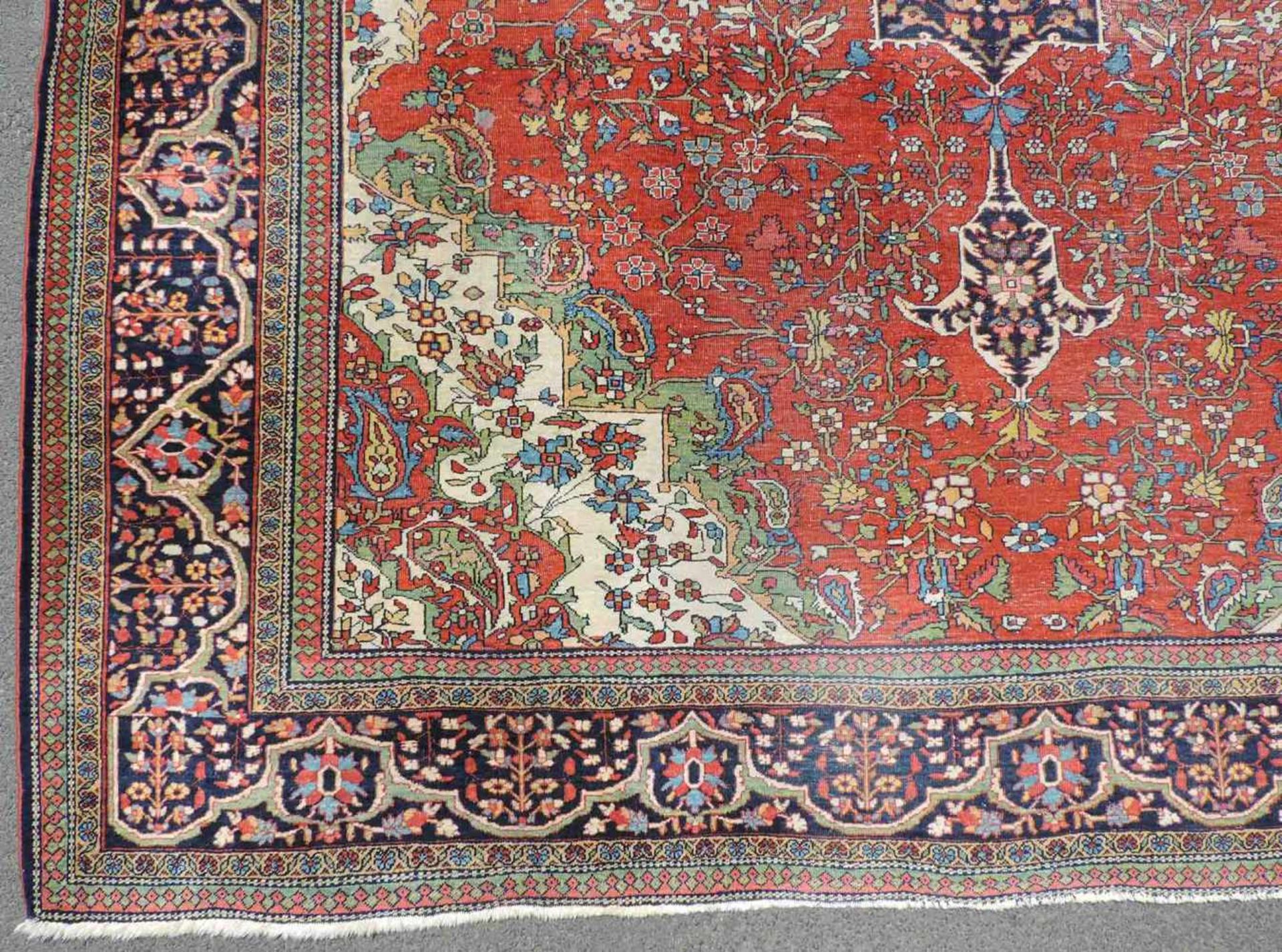 Saruk Ferraghan, Perserteppich. Iran. Antik, um 1890.358 cm x 265 cm. Orientteppich, handgeknüpft. - Bild 8 aus 15