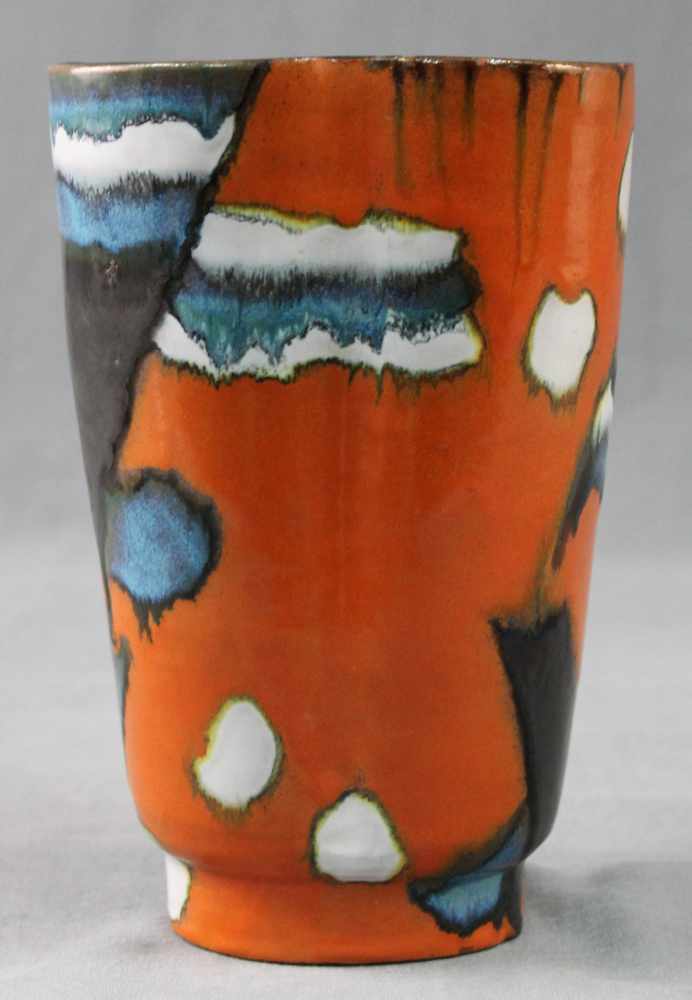 Benno GEIGER (1903 - 1979) für GOLDSCHEIDER. Design Vase.20 cm hoch. Unterseitig gemarkt " - Image 2 of 7