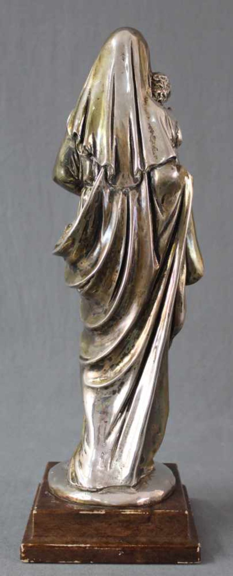 Madonna mit Jesus. "*871 Fl". Silber 925 Sterling.42 cm Gesamthöhe. Gefüllt. Zustand siehe Fotos. - Image 8 of 13