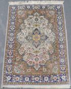 Ghom Perserteppich. Iran.157 cm x 110 cm. Orientteppich. Handgeknüpft. Wolle auf Baumwolle. Kein