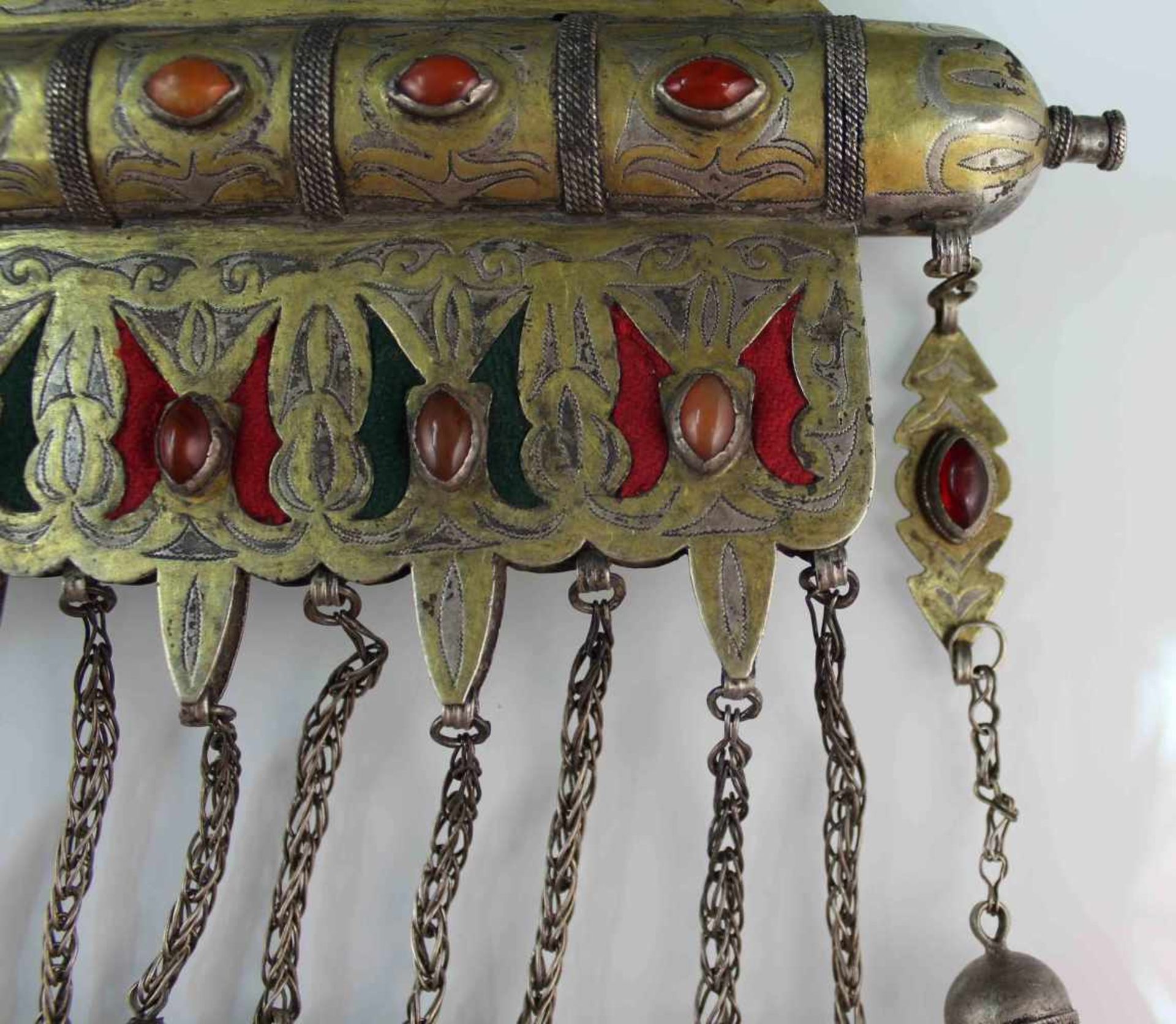 Collier Anhänger. Zentralasien. Turkmenisch. Wohl 19. Jahrhundert.25 cm x 25 cm. Silber. Mit - Image 6 of 6