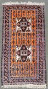 Belutsch Hauptteppich. Afghanistan. Alt, Mitte 20. Jahrhundert.201 cm x 108 cm. Handgeknüpft.