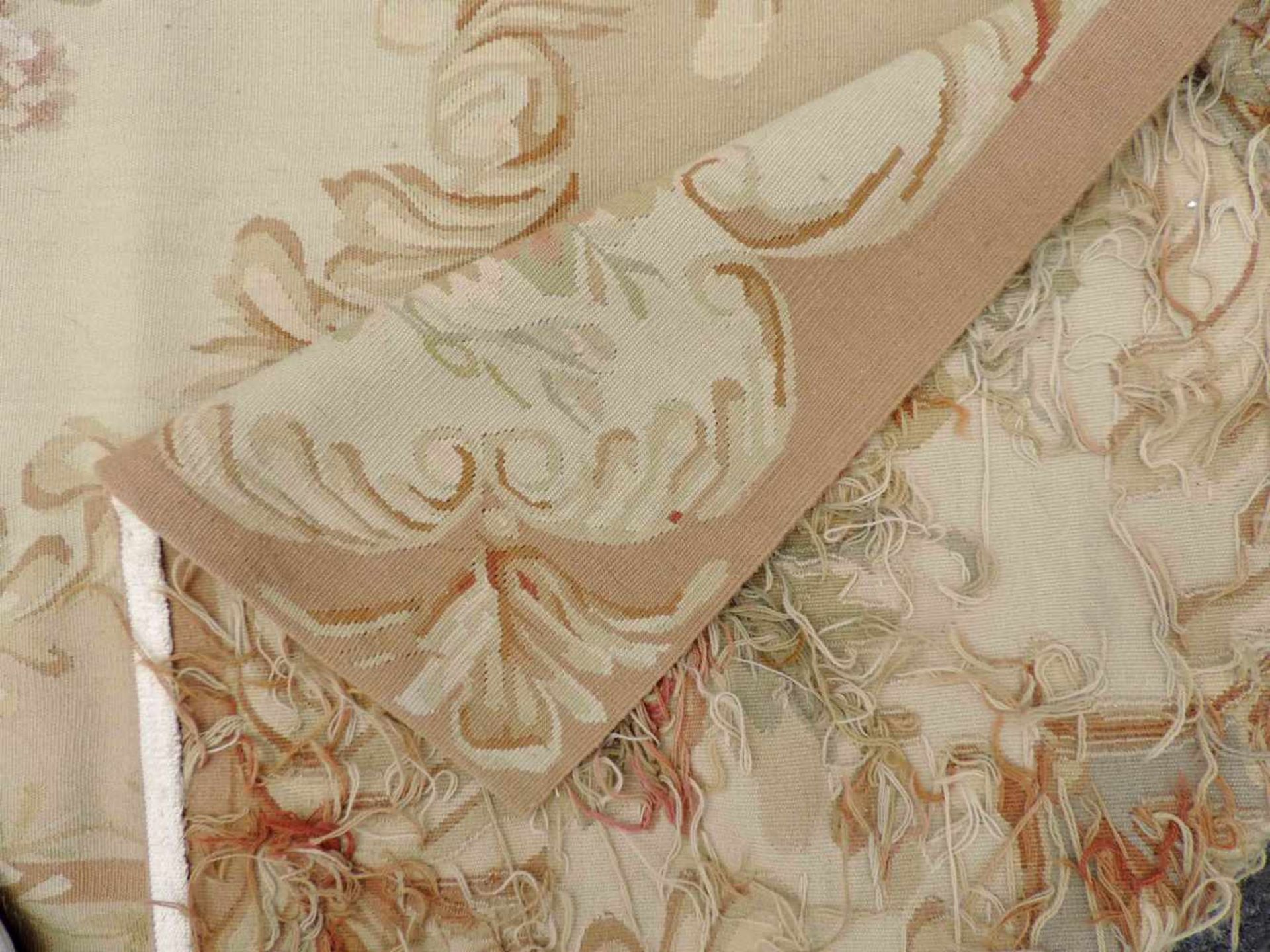 Tapis de Pied "Aubusson". Salonteppich.275 cm x 188 cm. Handgewebt. Wolle auf Wolle.Tapis de Pied " - Image 2 of 10