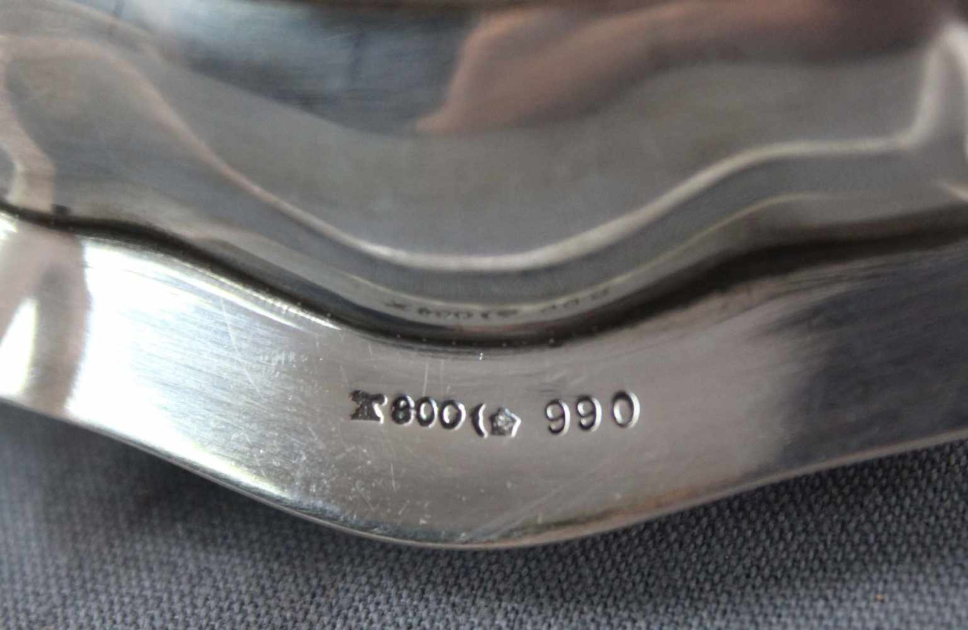 2 kleine Teller, Silber 800, Wilkens / Hessenberg Frankfurt am Main.237 Gramm. 15 cm im Durchmesser. - Image 8 of 10