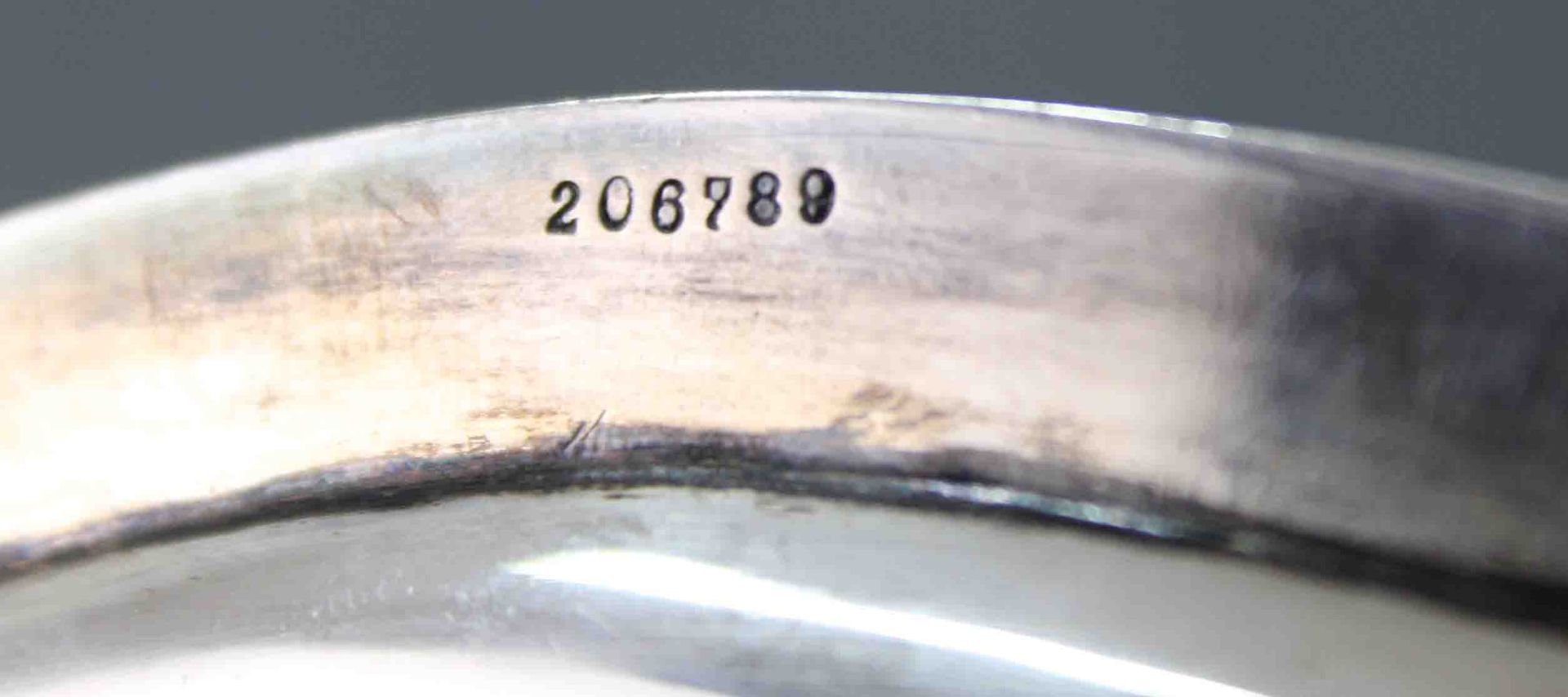Großer Teller Wilkens, Silber 800. Hessenberg Frankfurt a. Main.1098 Gramm. Durchmesser 35 cm. Mit - Bild 7 aus 9