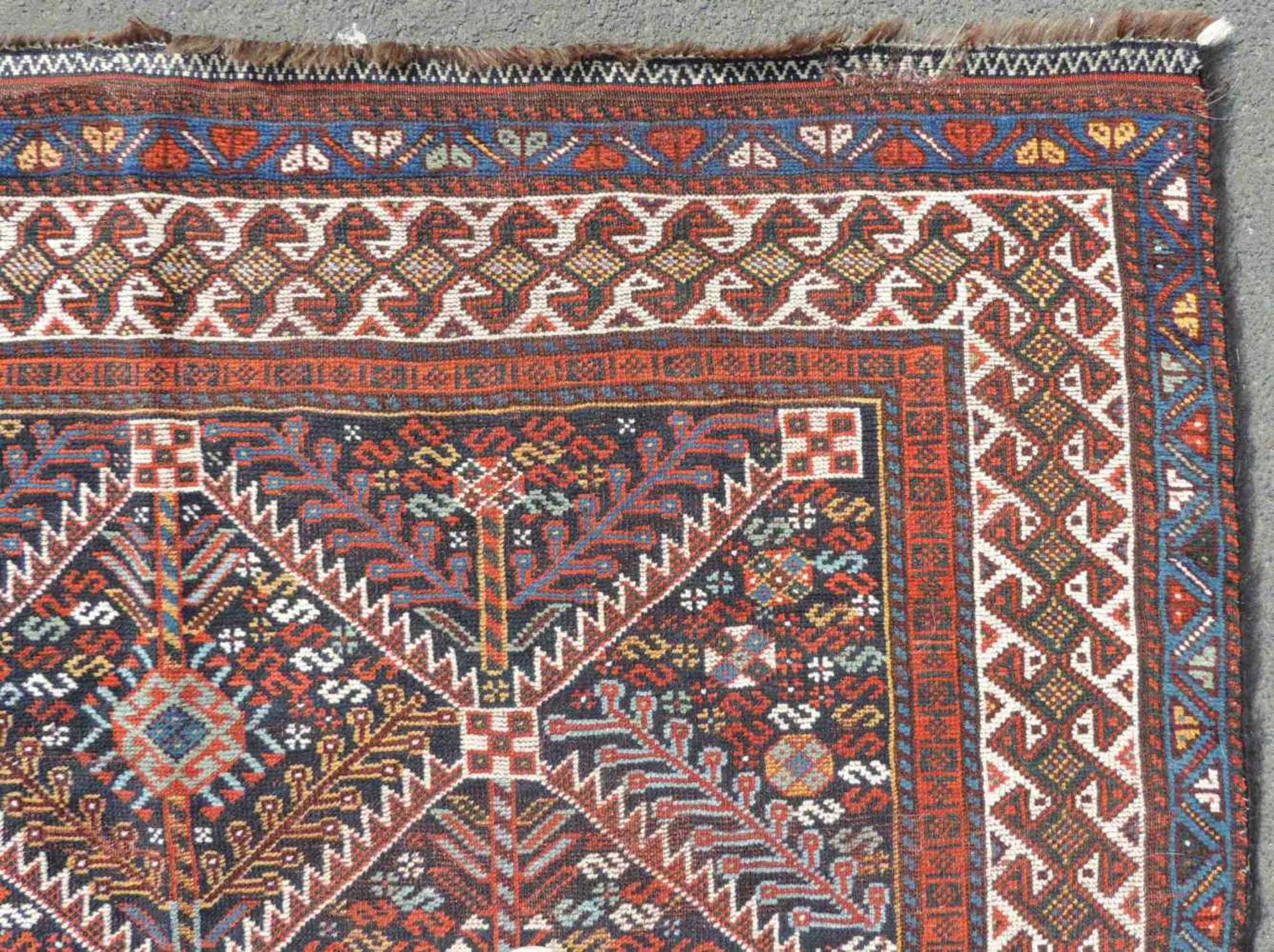 Niriz Perserteppich. Iran. Antik, um 1910.278 cm x 156 cm. Handgeknüpft. Wolle auf Wolle. - Image 3 of 13