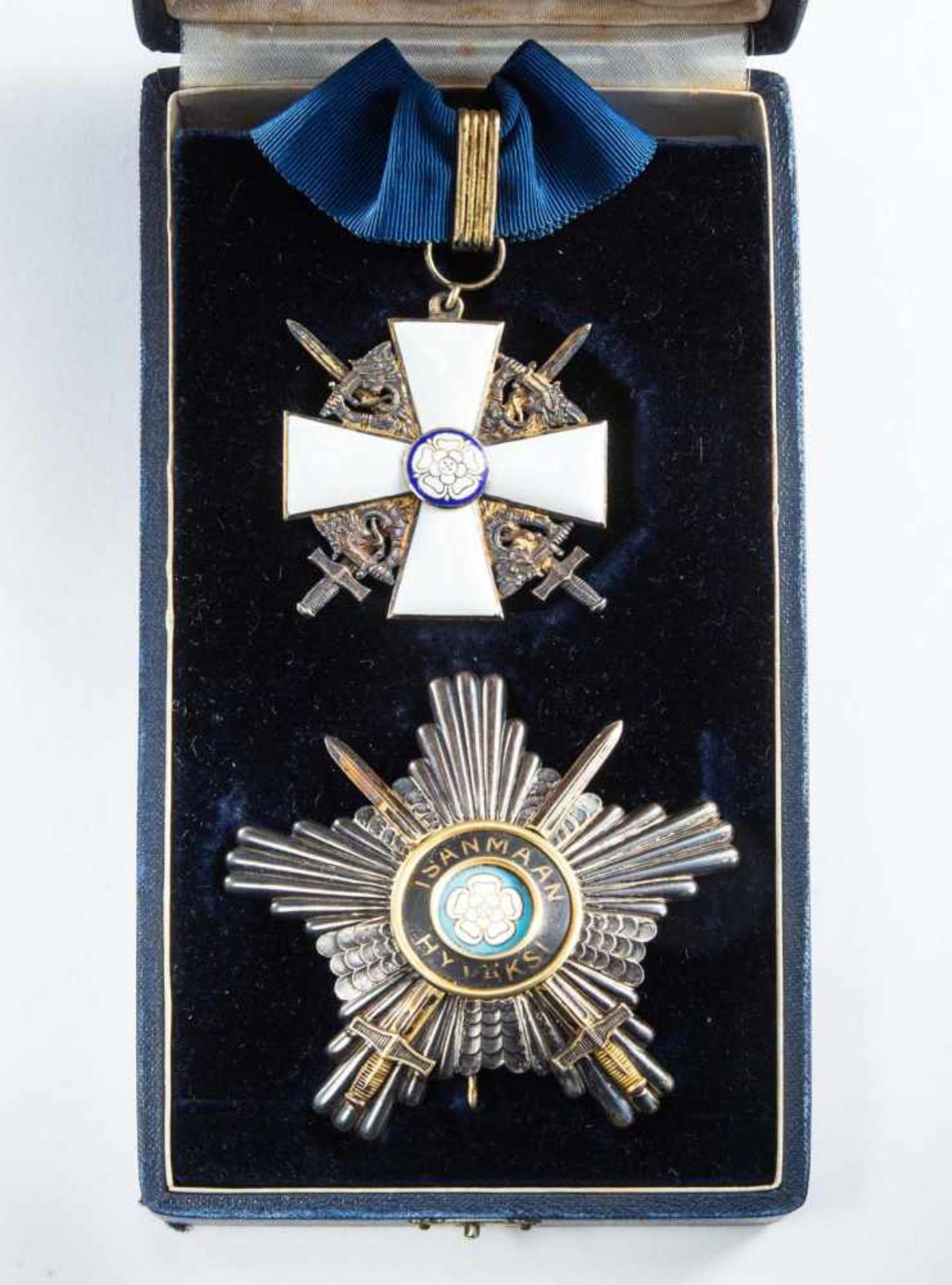 Orden der Finnischen Weißen Rose,Kommandeurkreuz und Bruststern zum Kommandeurkreuz 1. Klasse mit