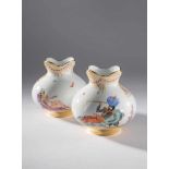 2 Vasen Meissen "1001 Nacht",weißes Porzellan mit polychromer Aufglasurmalerei und reicher