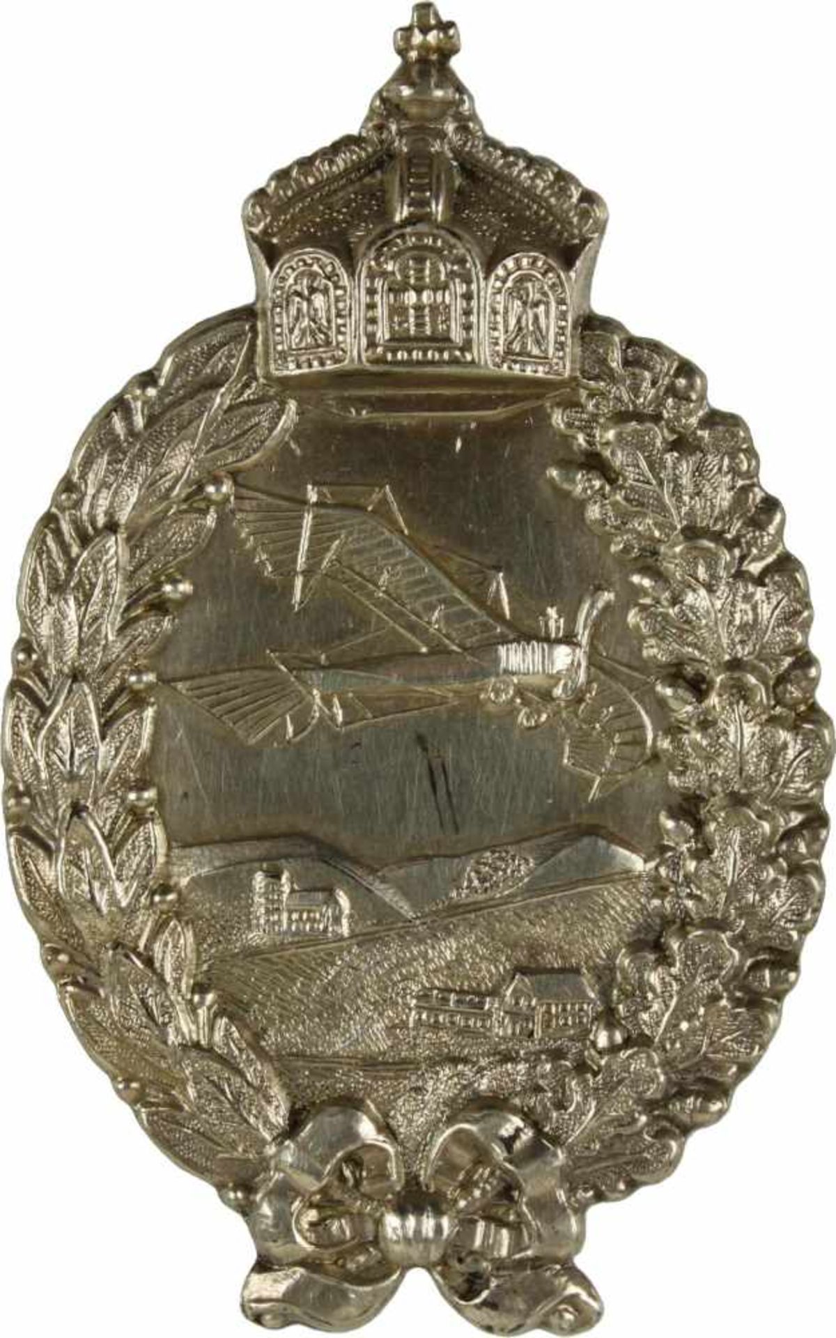 Abzeichenfür Militär-Flugzeugführer, verliehen 1913-1921. Hohlprägung verbödet, Silber, rückseitig