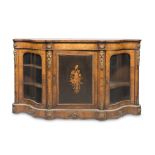 BEAUTIFUL SIDEBOARD IN MAHOGANY, PROBABLY FRANCE, PERIOD NAPOLEONE III central door inlaid with