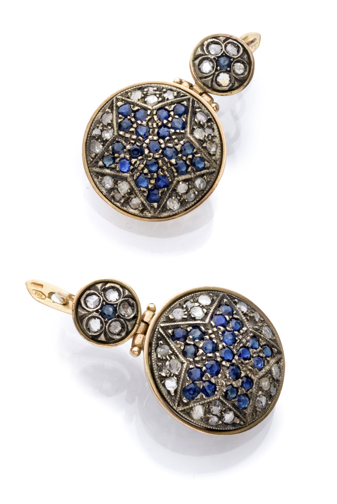 BEAUTIFUL EARRINGS ANTIQUE STYLE in yellow gold 18 kts. and silver, en tremblant, round shape