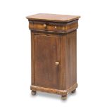 BEDSIDE IN CHERRY TREE, 19TH CENTURY front with one drawer and a door. Onion feet. Measures cm. 77 x