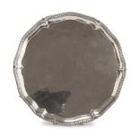 SILVER SALVER, PUNCH LONDON 1774 with pearly edge and claw feet. Silversmith John Carter II. Title