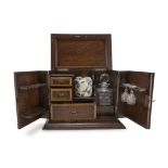 SMOKE AND LIQUEUR SET LATE 19TH CENTURY box in mahogany with three drawers inside, edges in wood.
