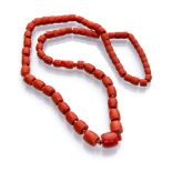 NECKLACE one thread of red coral. Length cm. 78, total weight gr. 134. COLLANA a un filo di