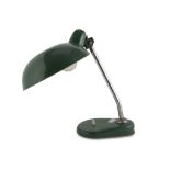 Writing desk lamp In Metal, Italy '50s to green lacquer, with upright in chromed metal. Measures cm.