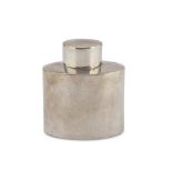 FLASK IN SILVER-PLATED METAL, EARLY 20TH CENTURY smooth oval body. Measures cm. 10 x 9 x 65.