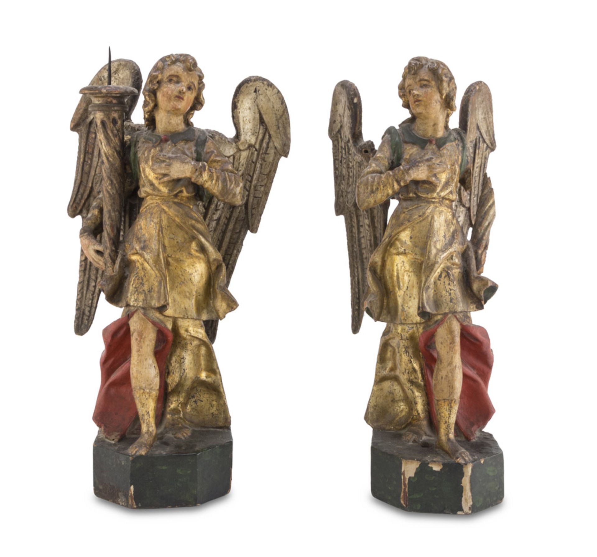 BEAUTIFUL PAIR OF SCULPTURES OF CANDLE HOLDER ANGELS, CENTRAL ITALY LATE 17TH CENTURY in gold and