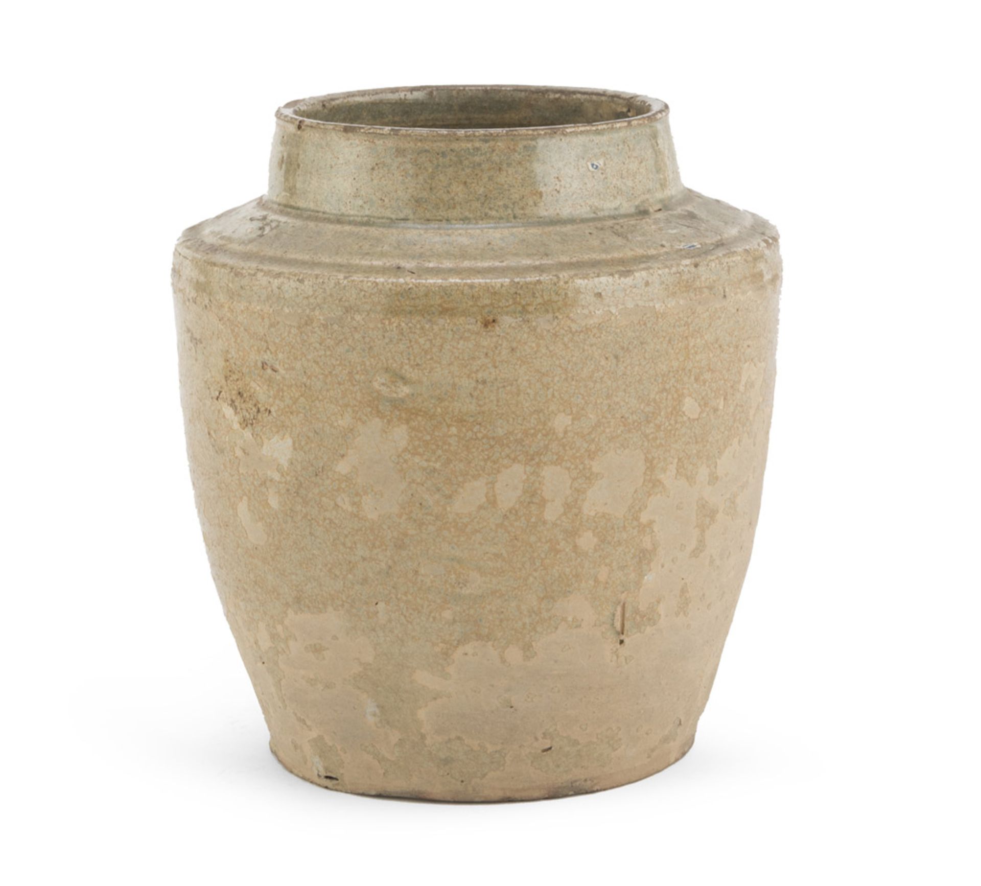 CERAMIC JAR, VIETNAM 12TH-14TH CENTURY decorated with green cracklé glaze. Disk neck. Measures cm.