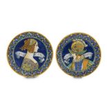 A PAIR OF CERAMIC DISHES, DERUTA VESCHINI EARLY 20TH CENTURY polychrome decorated with Renaissance