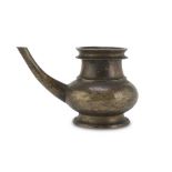 A BRONZE PITCHER, INDIA 19TH CENTURY Measures cm. 12 x 20 x 11. VERSATOIO IN BRONZO, INDIA XIX