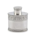 FLASK IN SILVER, PUNCH LONDON 1897 oval body, chiseled to flowers. Silversmith George Jackson &
