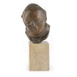 SCULPTOR LATE 19TH CENTURY MAN'S HEAD WITH EYE GLASSES Brown patina bronze Not signed Base in wood