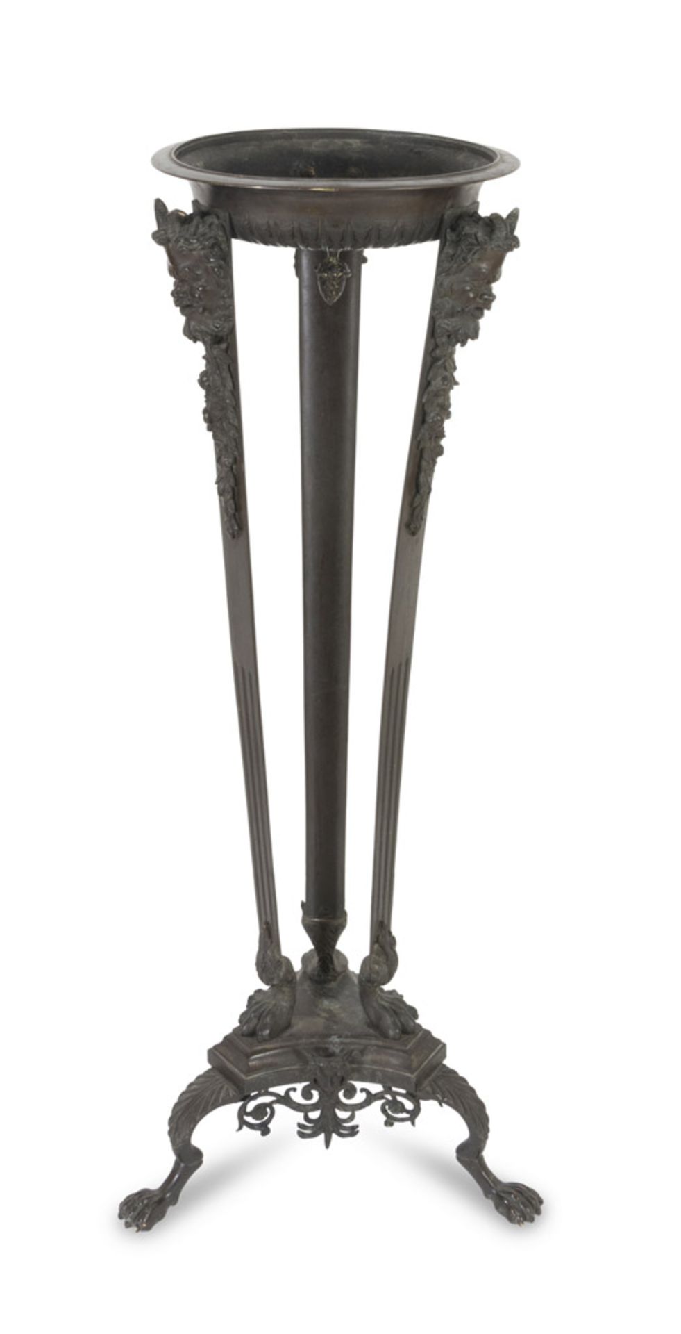 BEAUTIFUL BRAZIER IN BRONZE, EARLY 19TH CENTURY tripod with uprights chiseled to floral ornaments