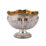 SMALL SALAD BOWL IN SILVER, PUNCH MILAN, POST 1968 inside gilded, bowl and foot fluted. Title 800/