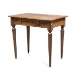 WRITING DESK IN WALNUT, 19TH CENTURY with one drawer on the front and conic legs. Measures cm. 80