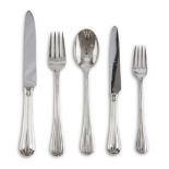 FIVE PIECES OF SILVER-PLATED CUTLERY, PUNCH ALEXANDRIA 20TH CENTURY with fluted handles. Lot