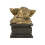 SCULPTURE OF CHERUB, 20TH CENTURY in gilded plaster, metal base. Measures cm. 13 x 10 x 7.