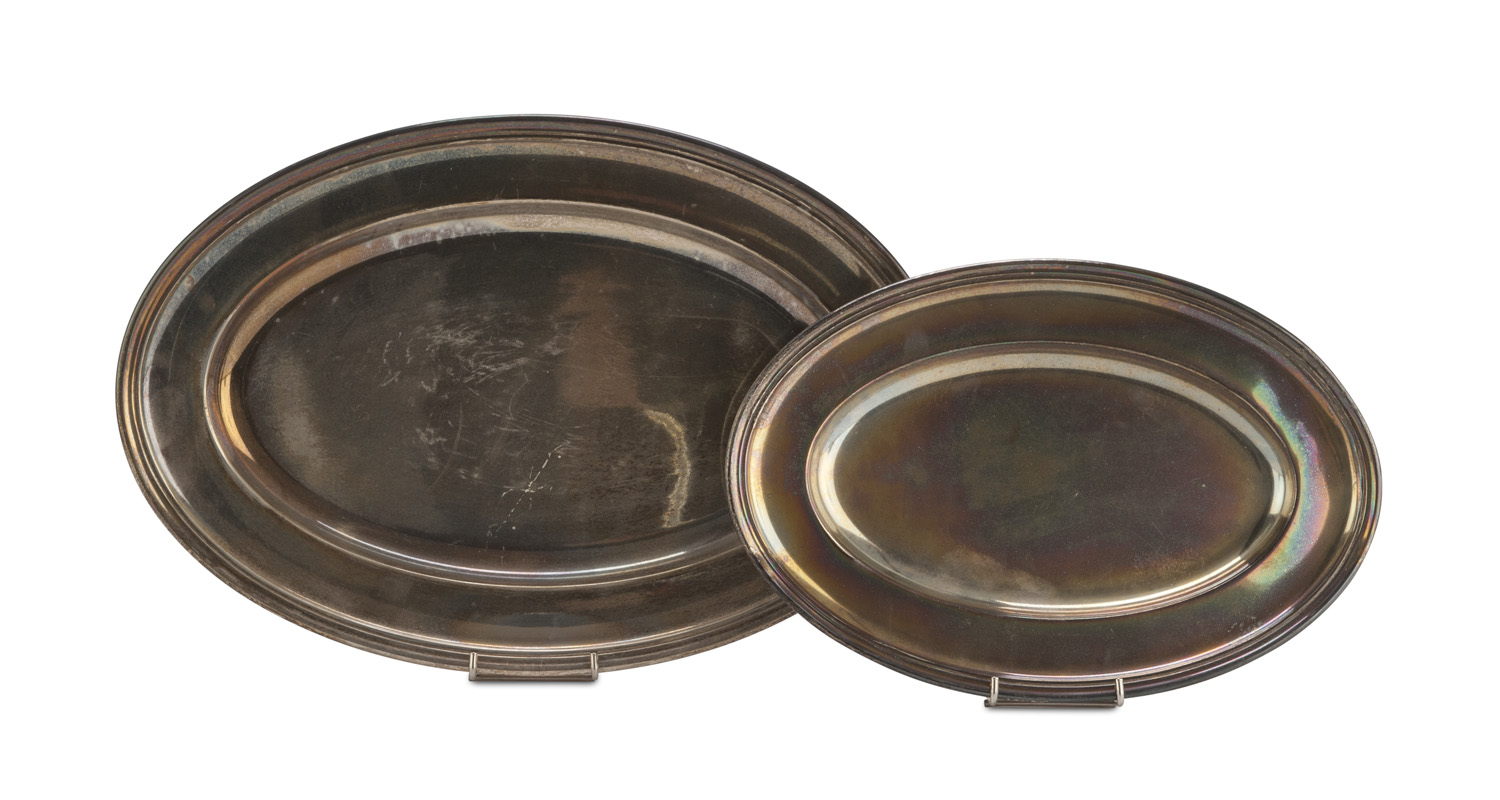 Two Silver trays, Punch Vienna 1891/1930 oval shape, smooth ground. Maximum size cm. 42 x 29,