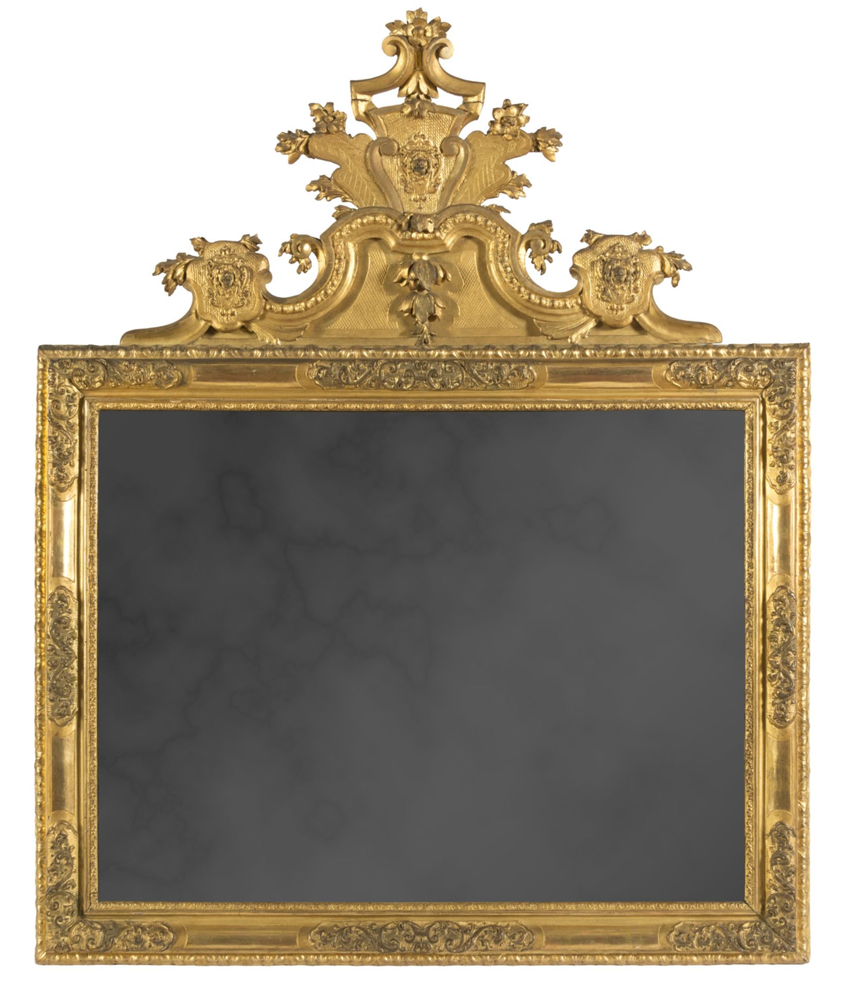 BEAUTIFUL GILTWOOD MIRROR, VENICE SECOLO in red bolus, frame carved into small spiral, leaves and