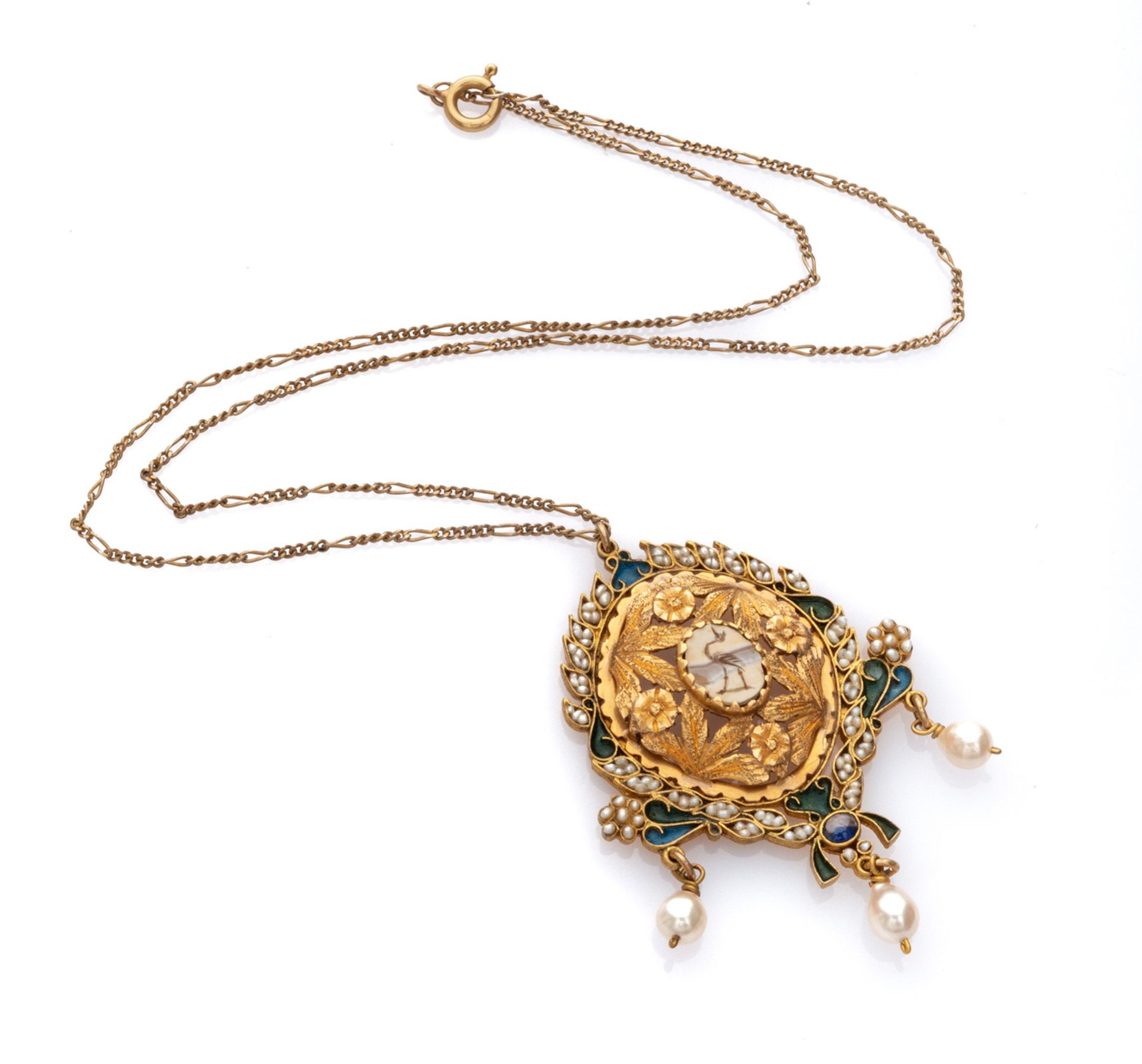 ATTRACTIVE NECKLACE chain with pendant pierced to motifs for flowers and leaves with frame OF