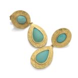 BEAUTIFUL EARRINGS in yellow gold 18 kts., with drop pending natural turquoises, embellished with