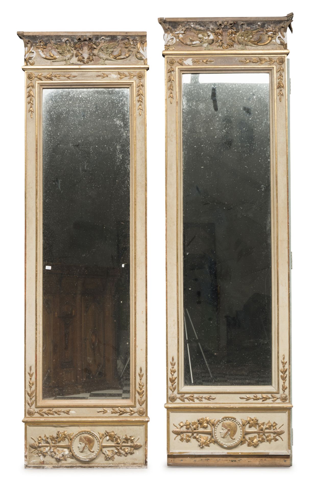 BEAUTIFUL PAIR OF MIRRORS IN LACQUERED WOOD, PROBABLY NAPLES, 19TH CENTURY white and gold ground,