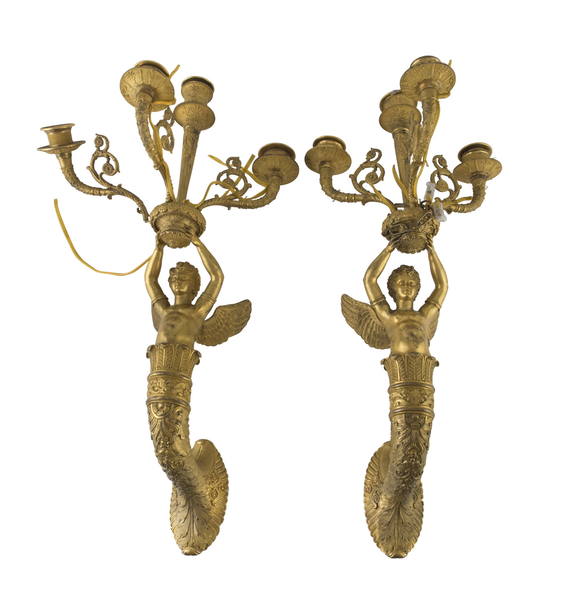 BEAUTIFUL PAIR OF APPLIQUES IN ORMOLU, EMPIRE PERIOD upright with figures of young angels,