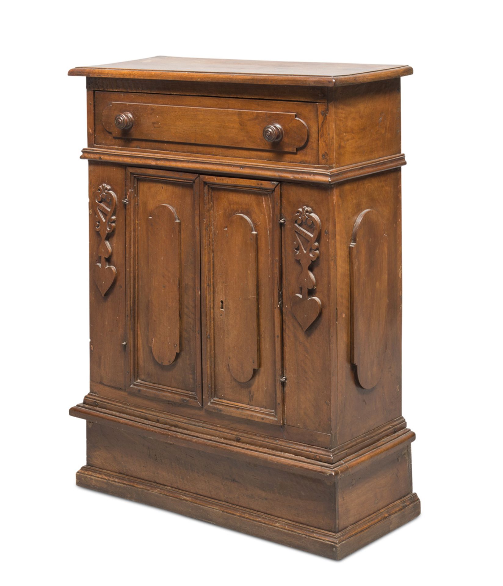 WALNUT CABINET, EMILIA 17TH CENTURY with one drawer and two doors with cartouches on the front. Side