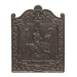FIREPLACE PLACQUE IN CAST IRON, 19TH CENTURY black lacquered with bas-relief representing Arabic