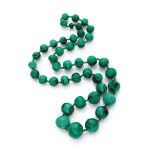 NECKLACE in malachite, with scaled sphere elements. Length cm. 76. Light defects. COLLANA in